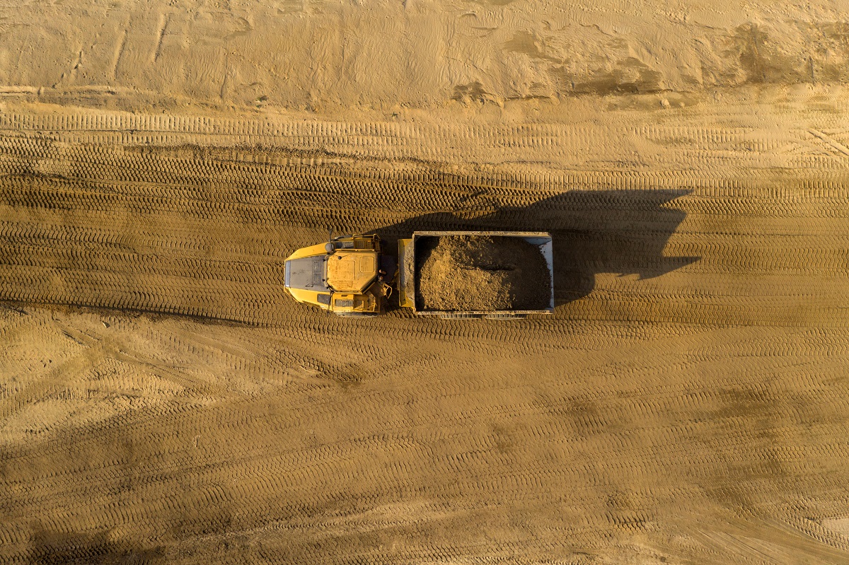 Jak wygląda transport materiałów sypkich