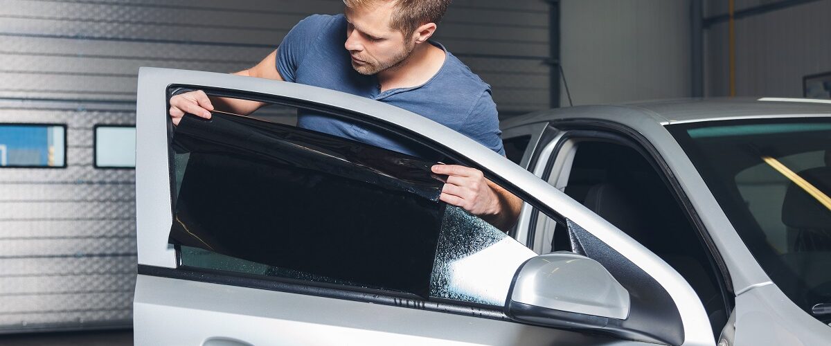 Przyciemnianie szyb folią - zalety i wady?