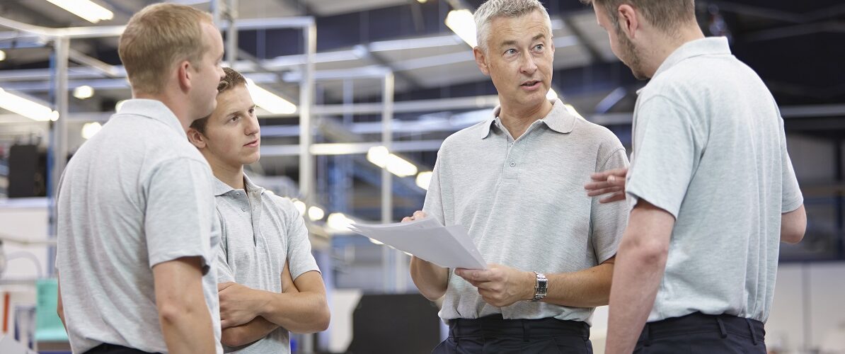 Jak rozmieścić promienniki podczerwieni na hali produkcyjnej lub magazynowej?