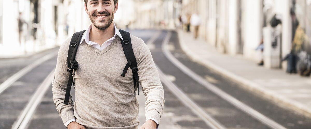 Torby i plecaki z logo - jak za ich pomocą można rozwinąć marketing swojej marki?